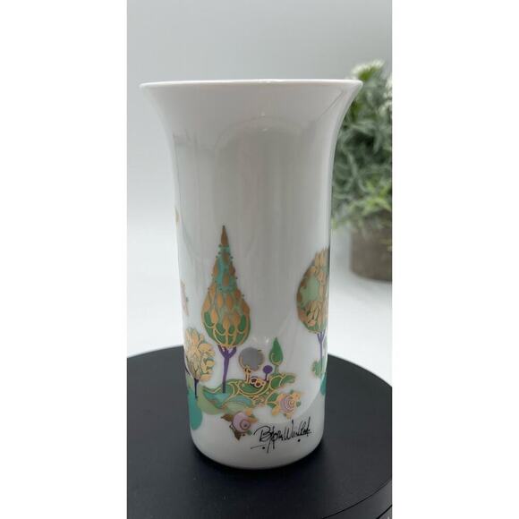 Vintage Rosenthal Bjorn Wiinblad
Musicians Small Arabian Nights Trumpet Vase - Picture 4 of 16